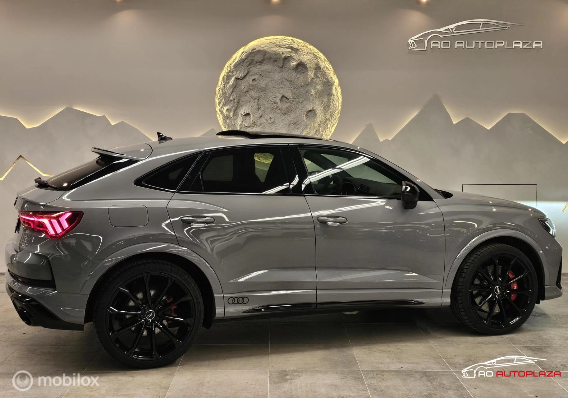 Hoofdafbeelding Audi RSQ3