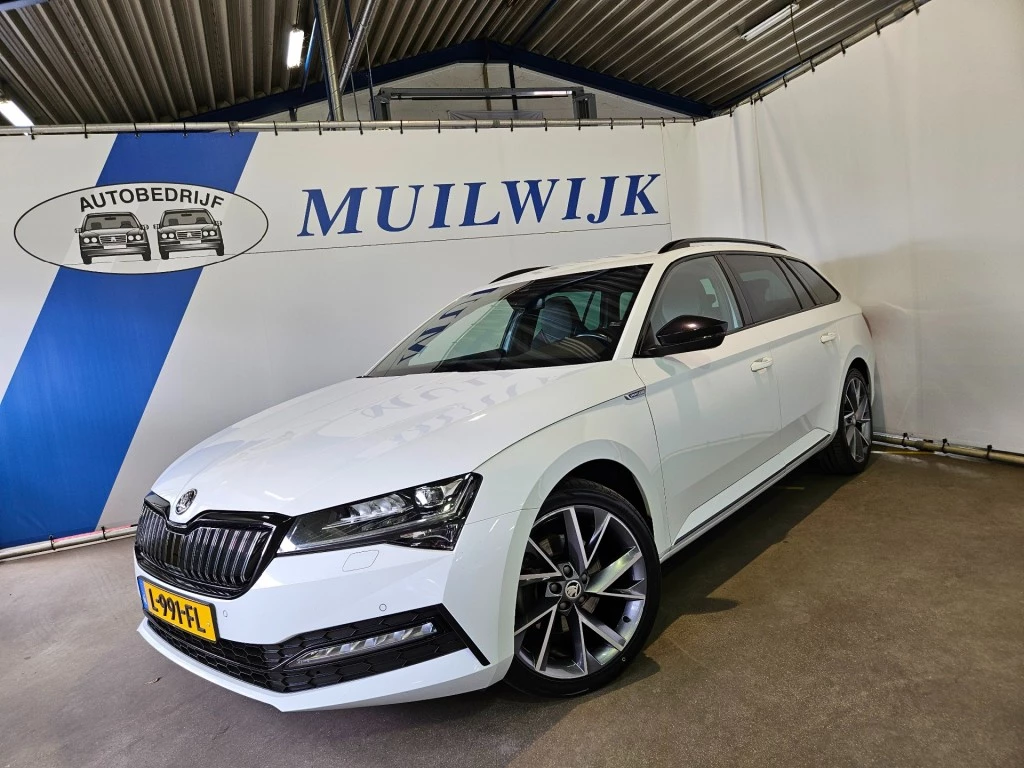 Hoofdafbeelding Škoda Superb