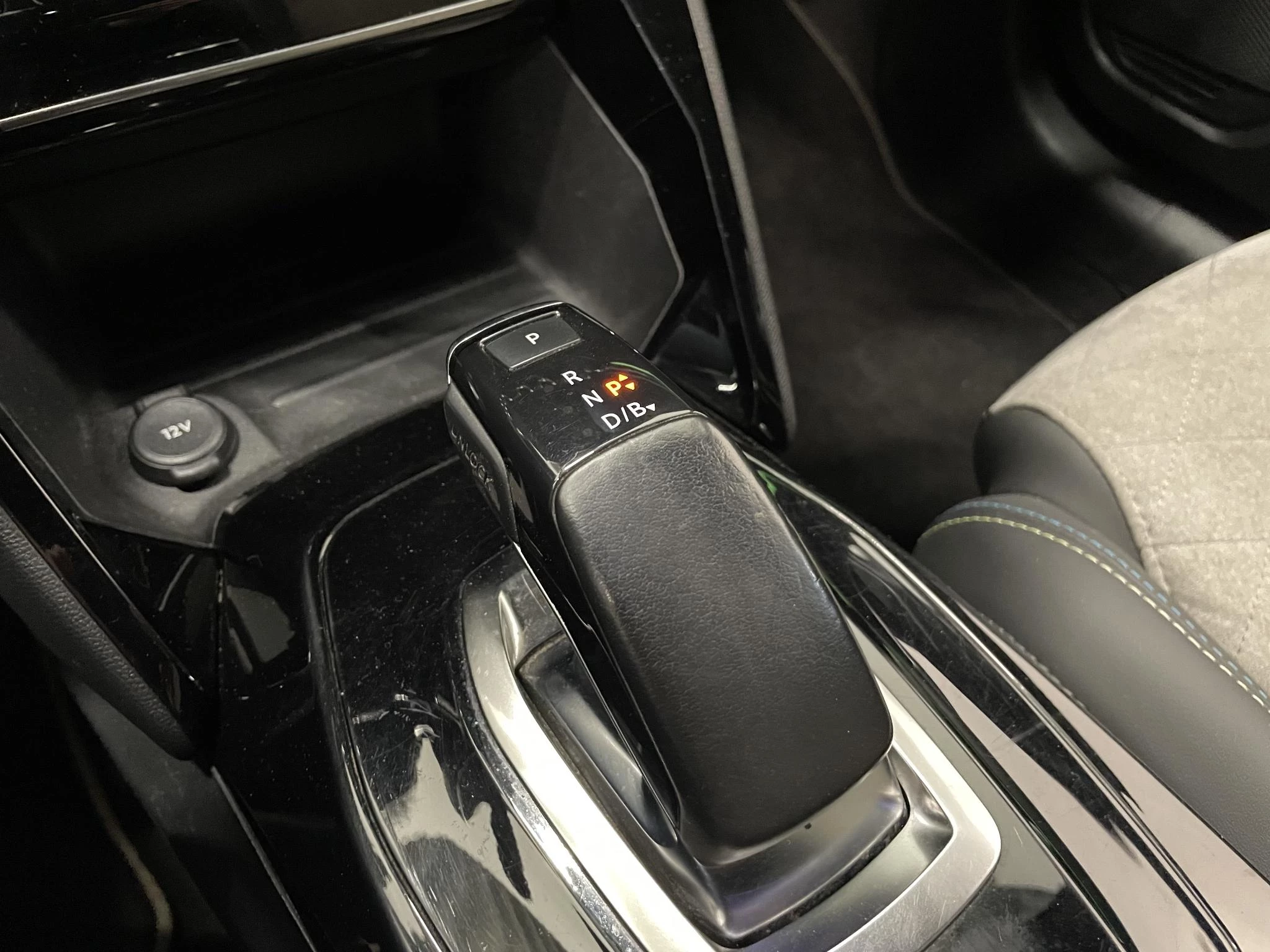 Hoofdafbeelding Peugeot e-208