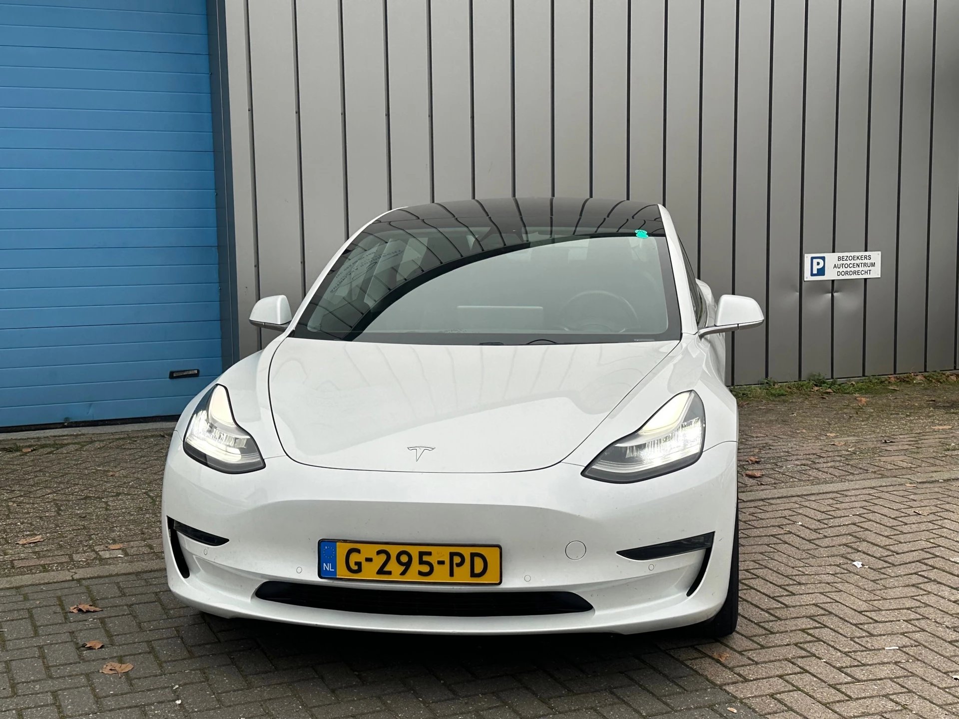 Hoofdafbeelding Tesla Model 3