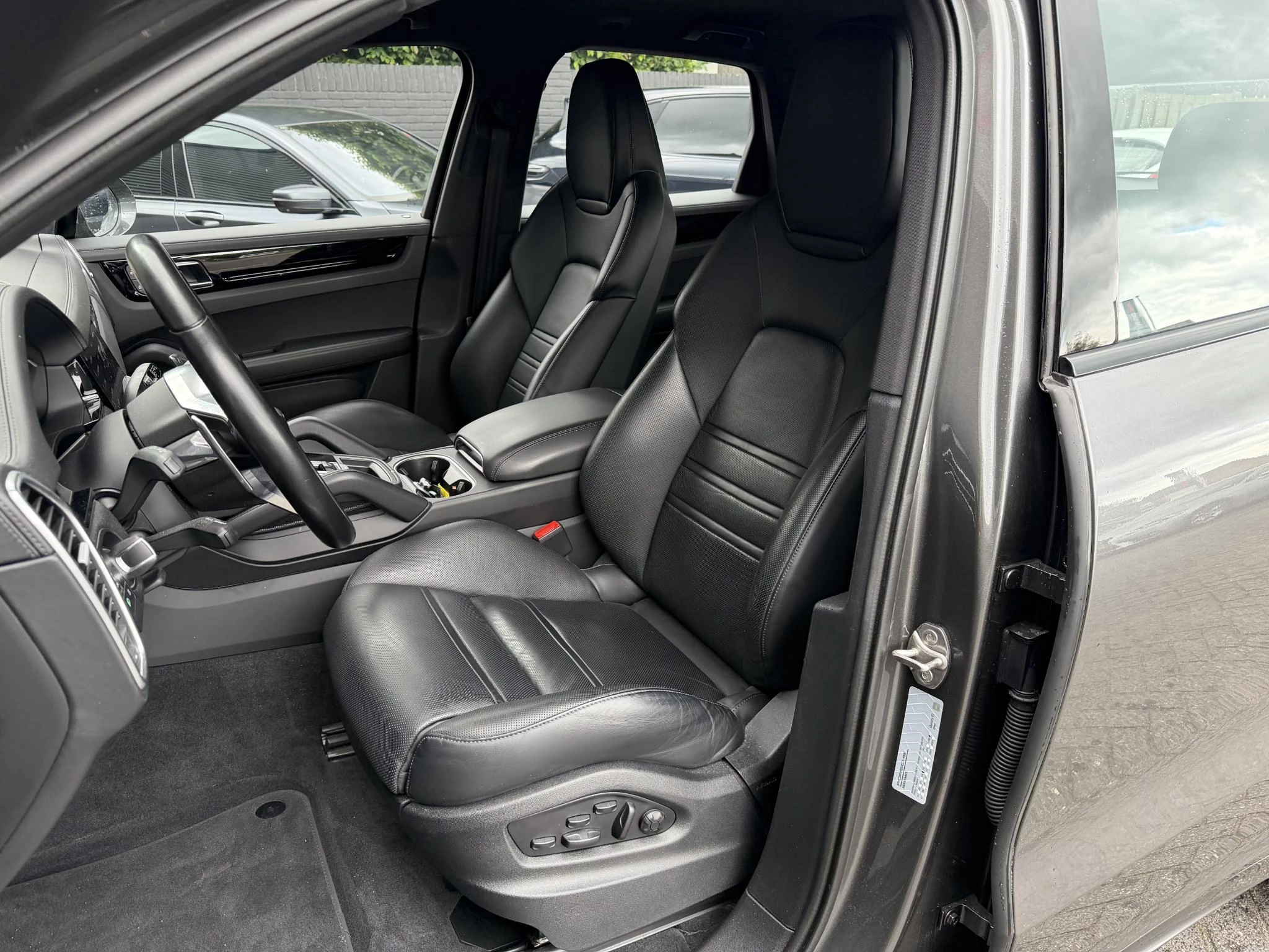 Hoofdafbeelding Porsche Cayenne