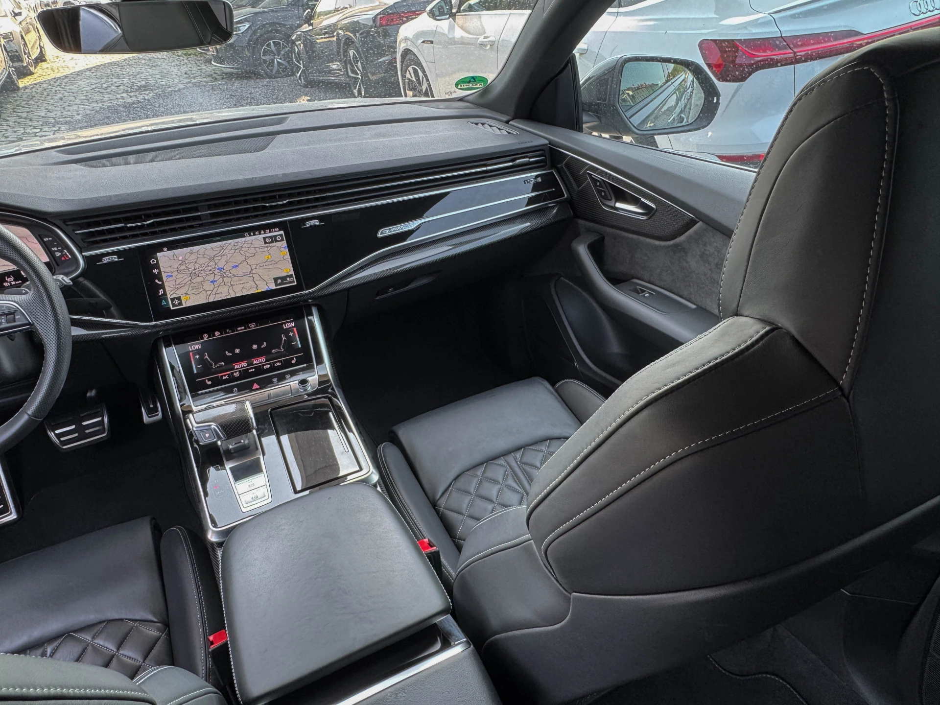 Hoofdafbeelding Audi Q8