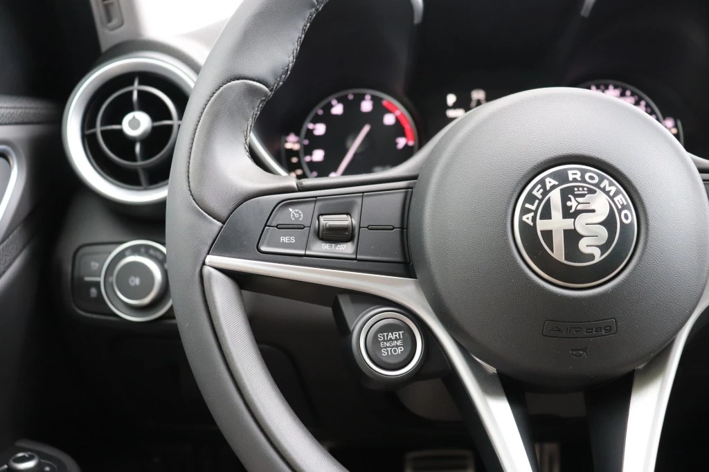 Hoofdafbeelding Alfa Romeo Giulia