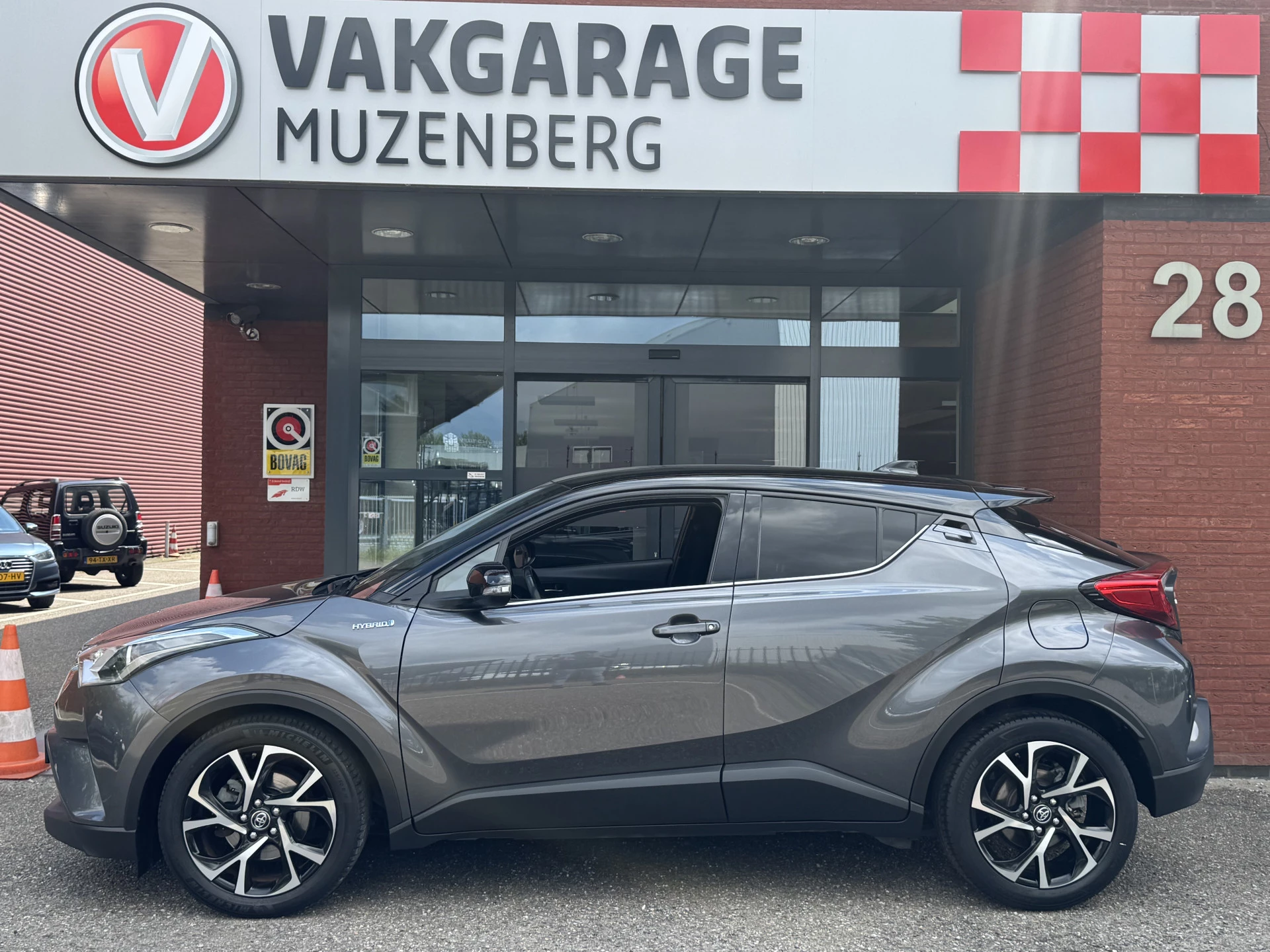 Hoofdafbeelding Toyota C-HR