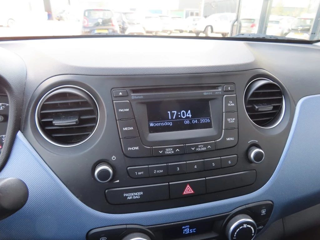 Hoofdafbeelding Hyundai i10