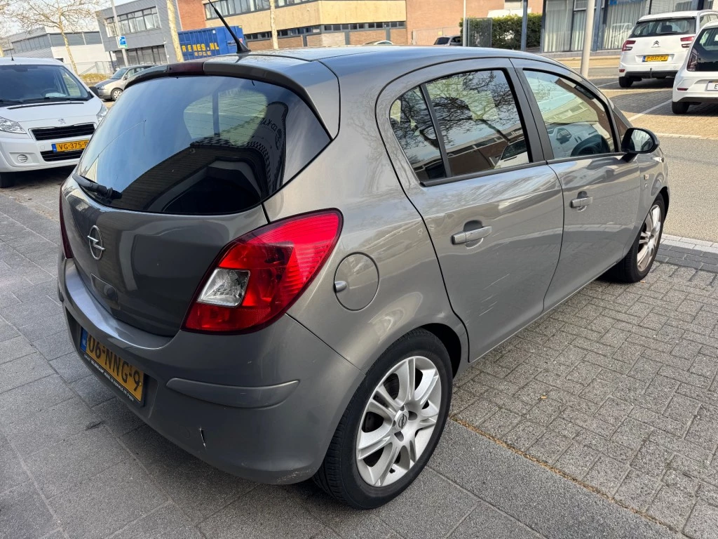 Hoofdafbeelding Opel Corsa