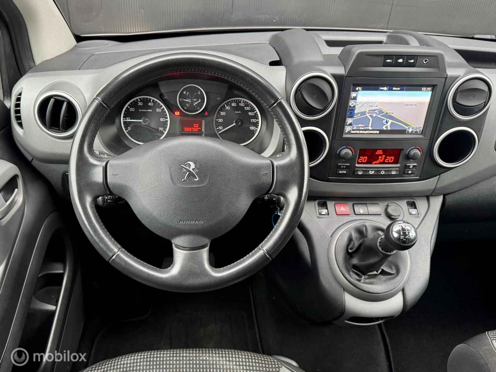 Hoofdafbeelding Peugeot Partner