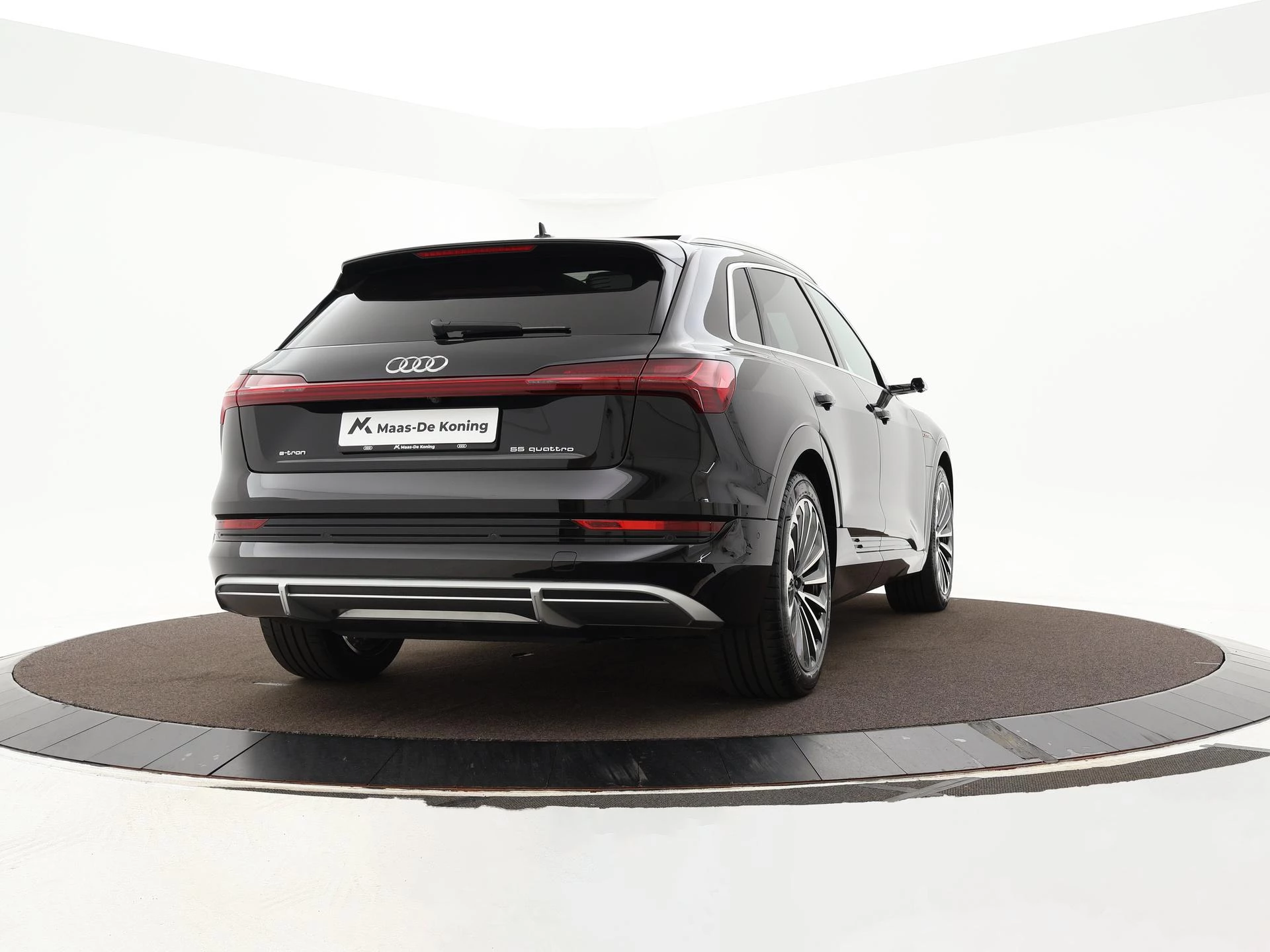 Hoofdafbeelding Audi e-tron