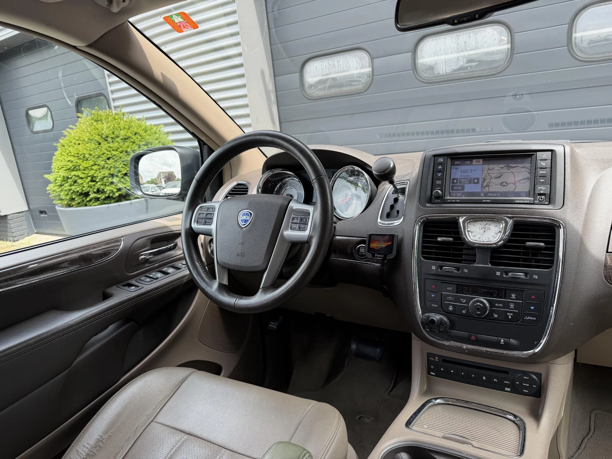 Hoofdafbeelding Lancia Voyager