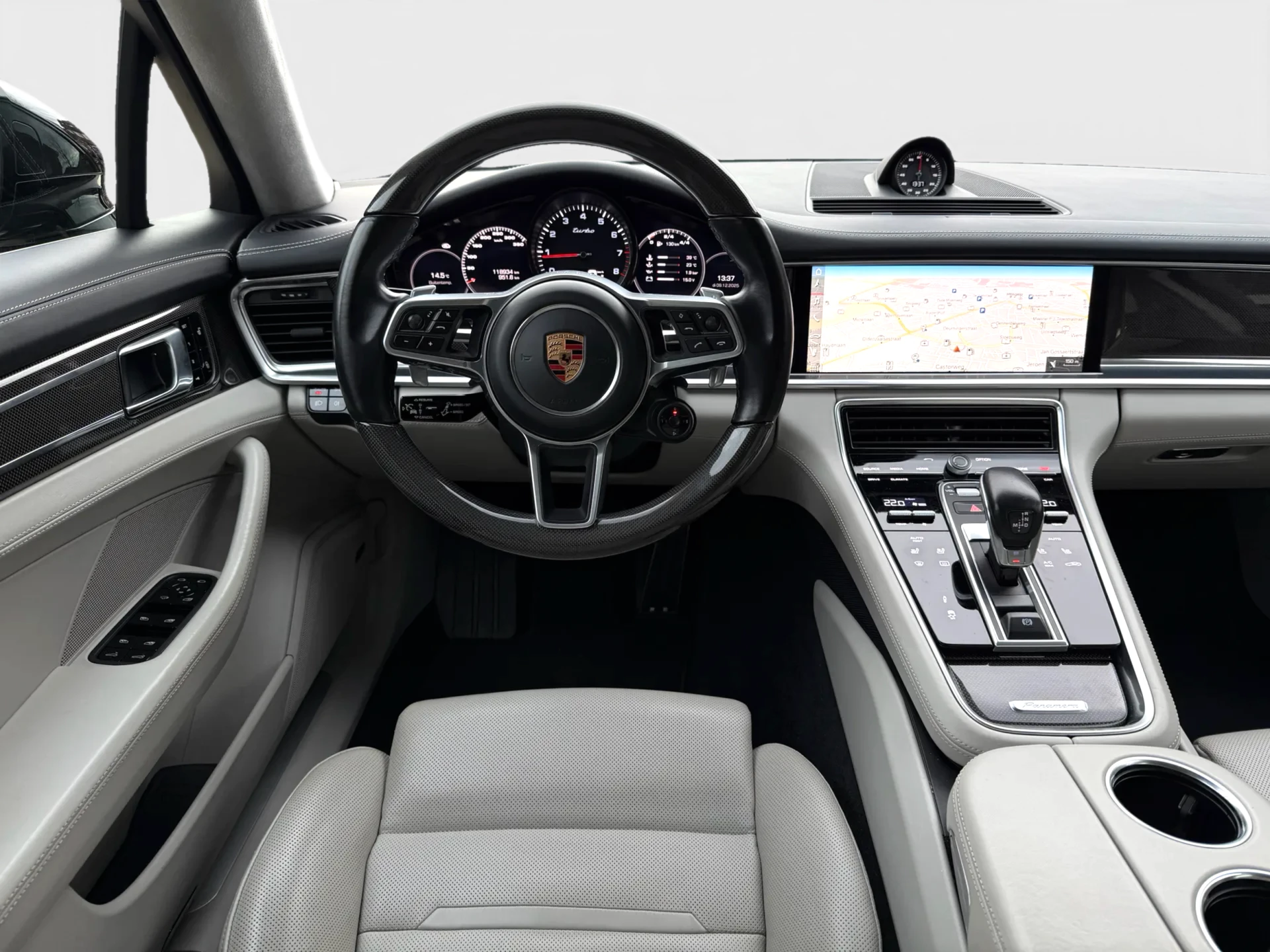 Hoofdafbeelding Porsche Panamera