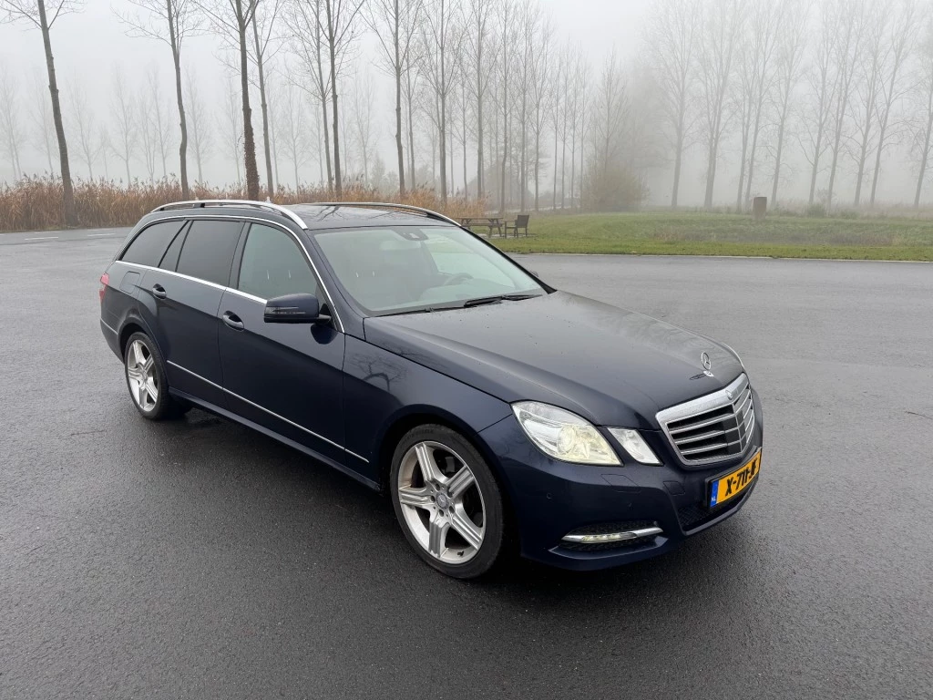 Hoofdafbeelding Mercedes-Benz E-Klasse