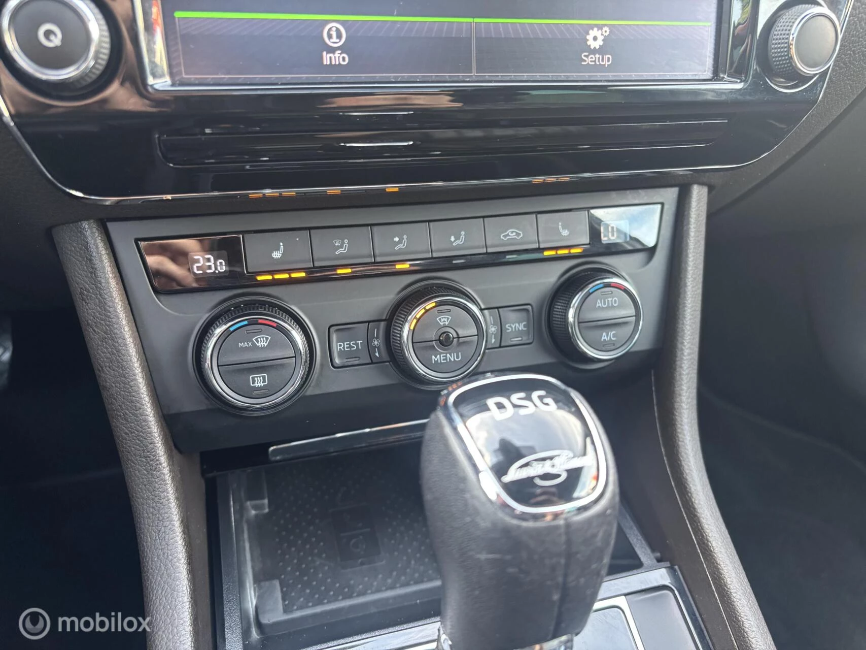 Hoofdafbeelding Škoda Superb