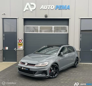 Volkswagen Golf 2.0 TSI GTI TCR PANO/KEYL/VIRTU/VOL