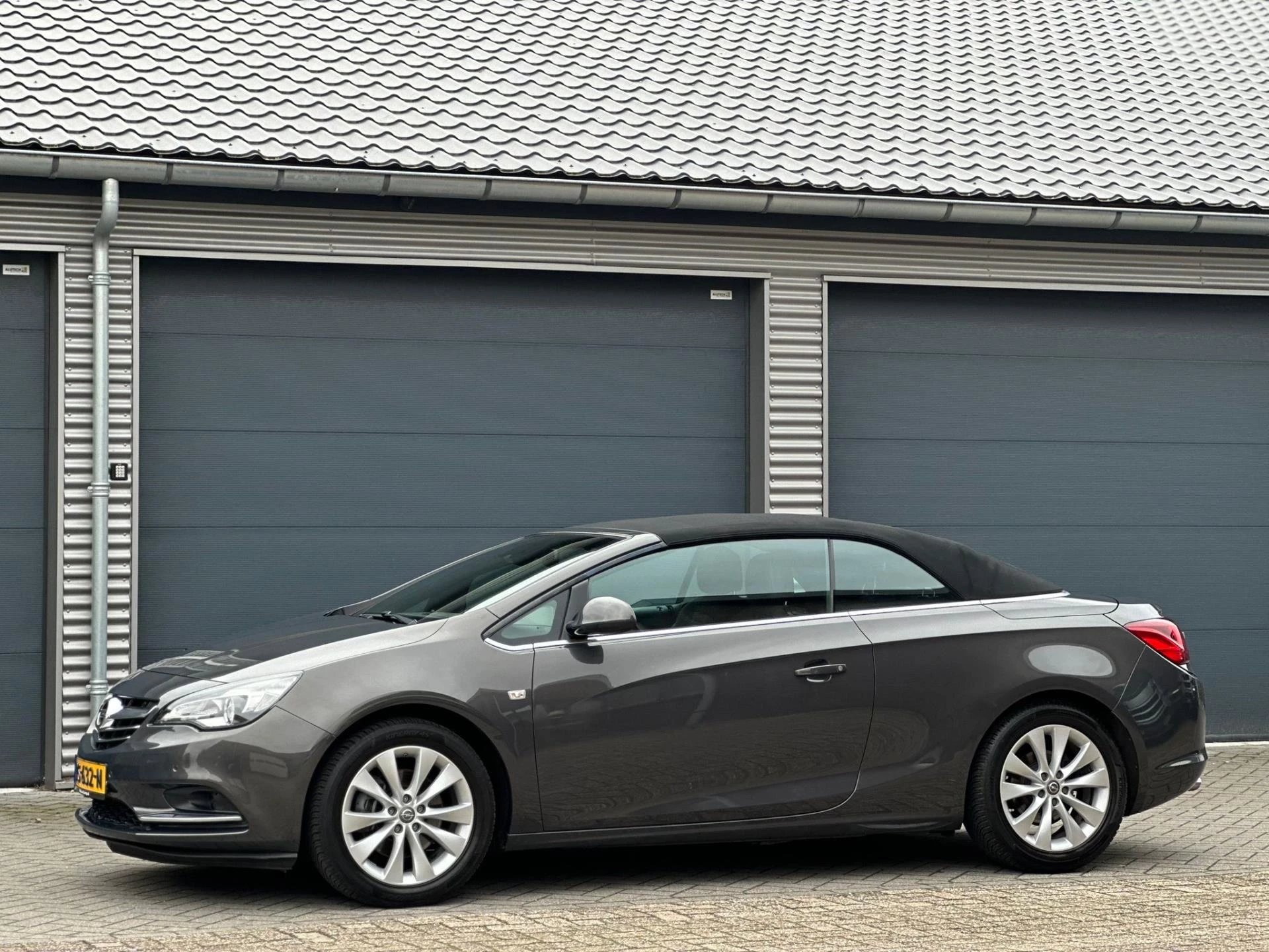 Hoofdafbeelding Opel Cascada