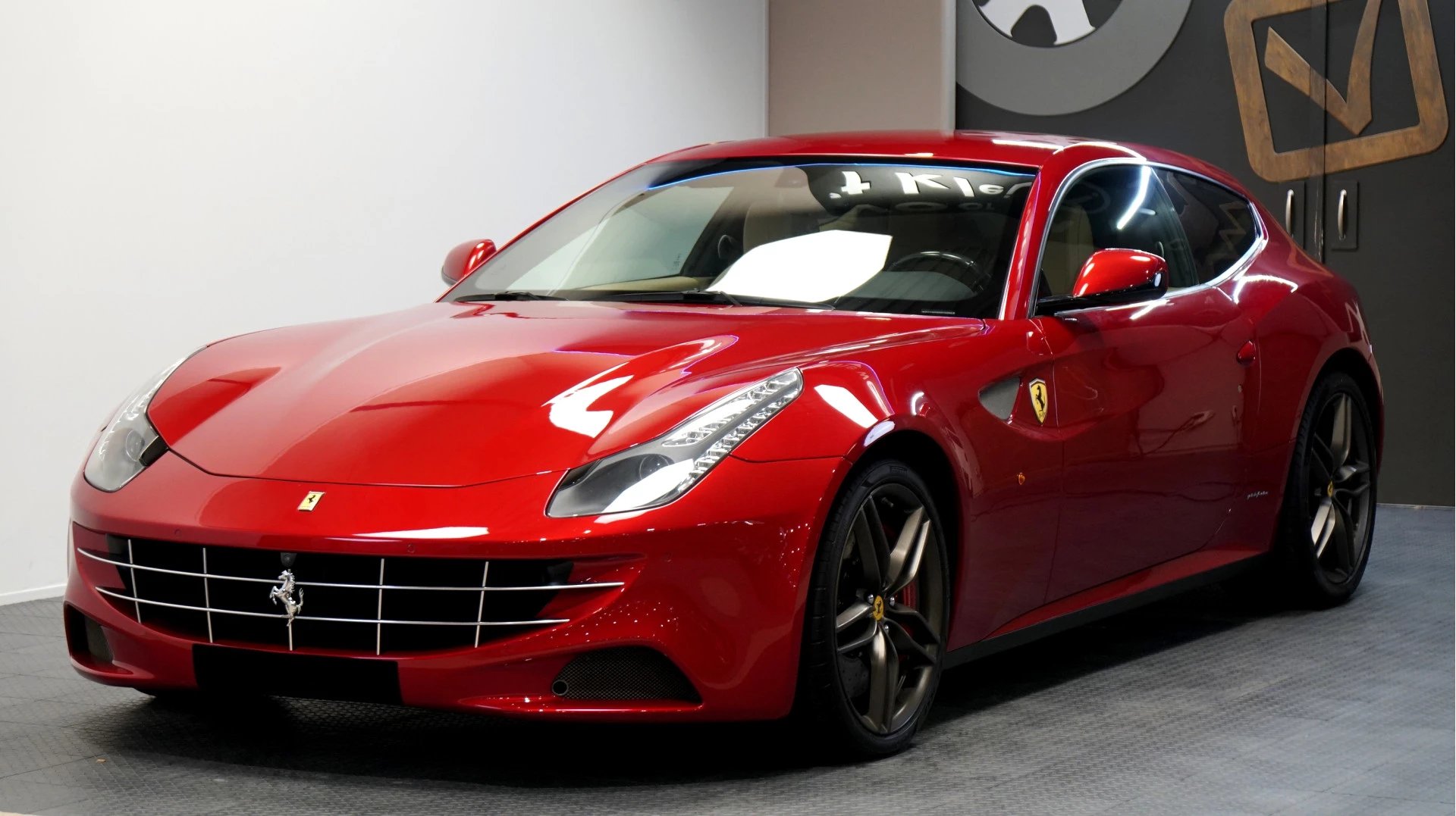 Hoofdafbeelding Ferrari FF