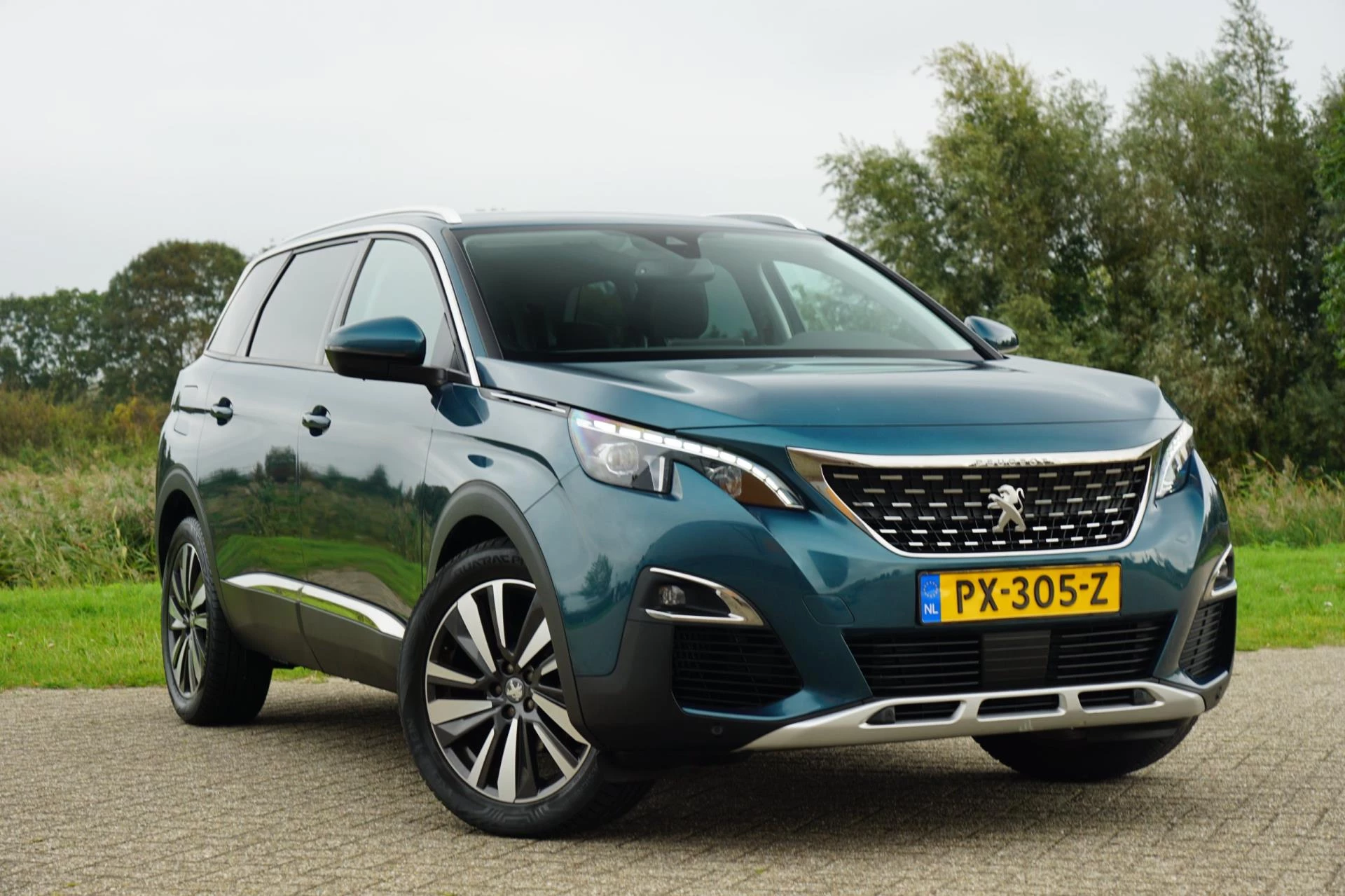 Hoofdafbeelding Peugeot 5008