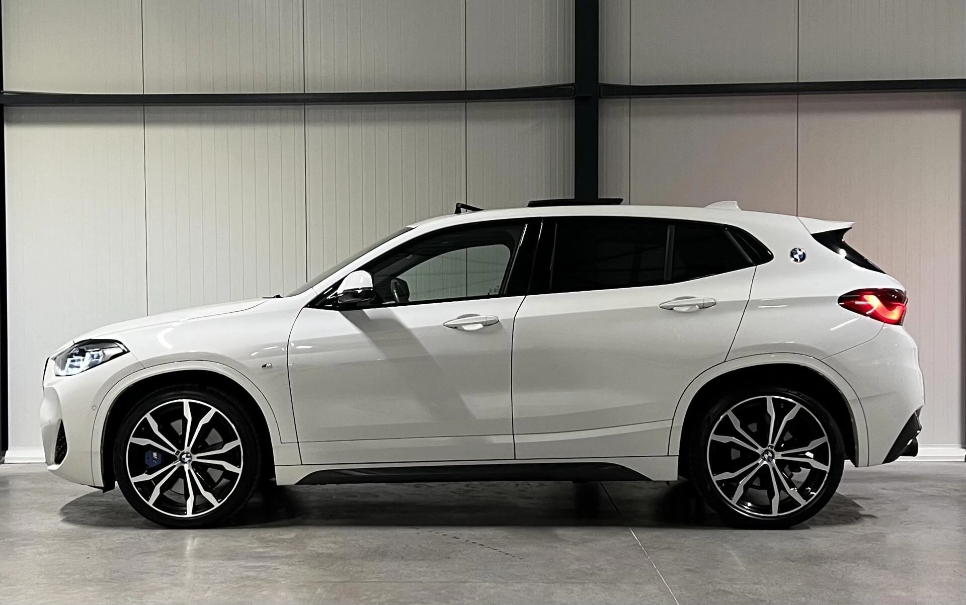 Hoofdafbeelding BMW X2