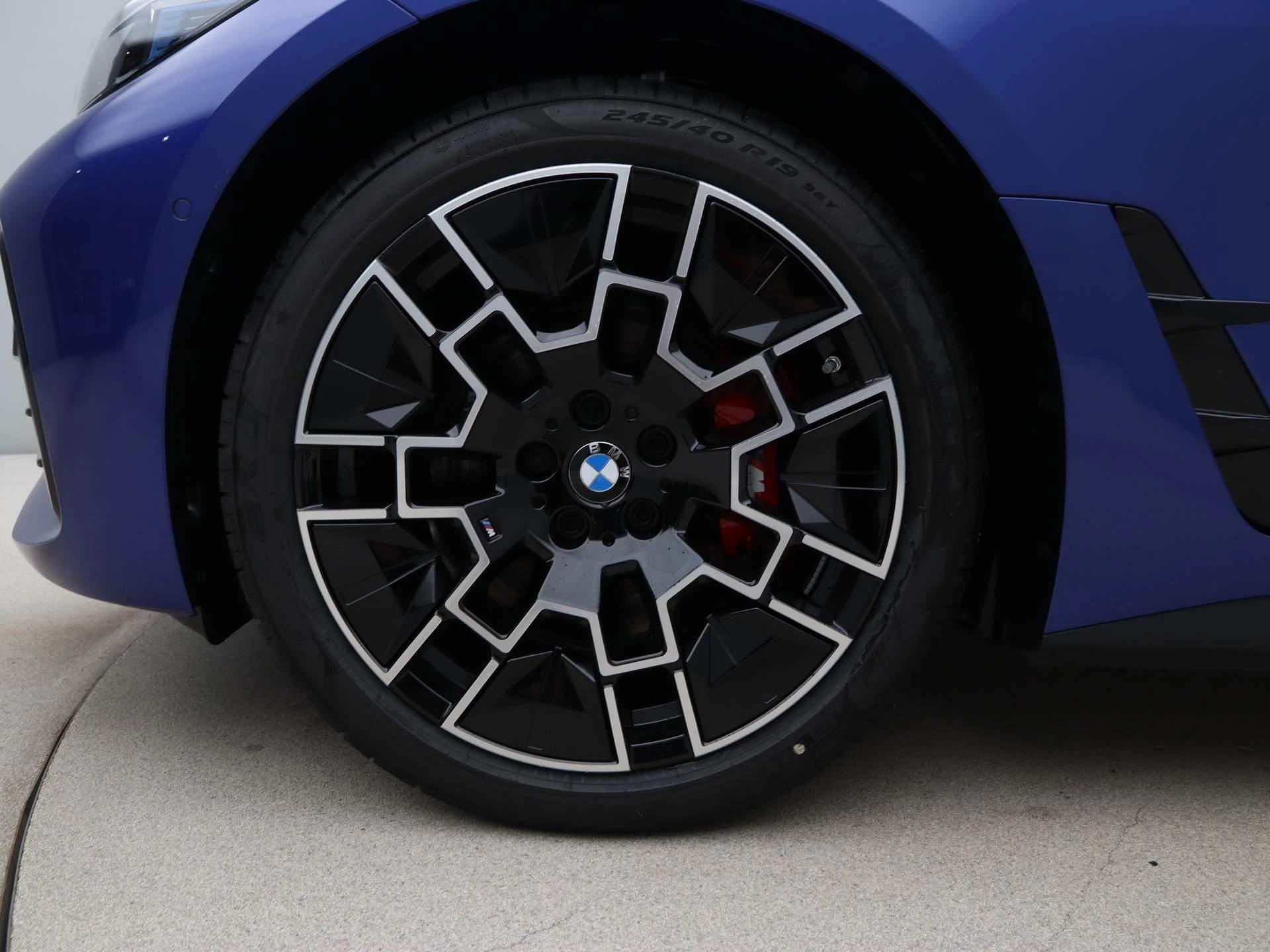 Hoofdafbeelding BMW i4