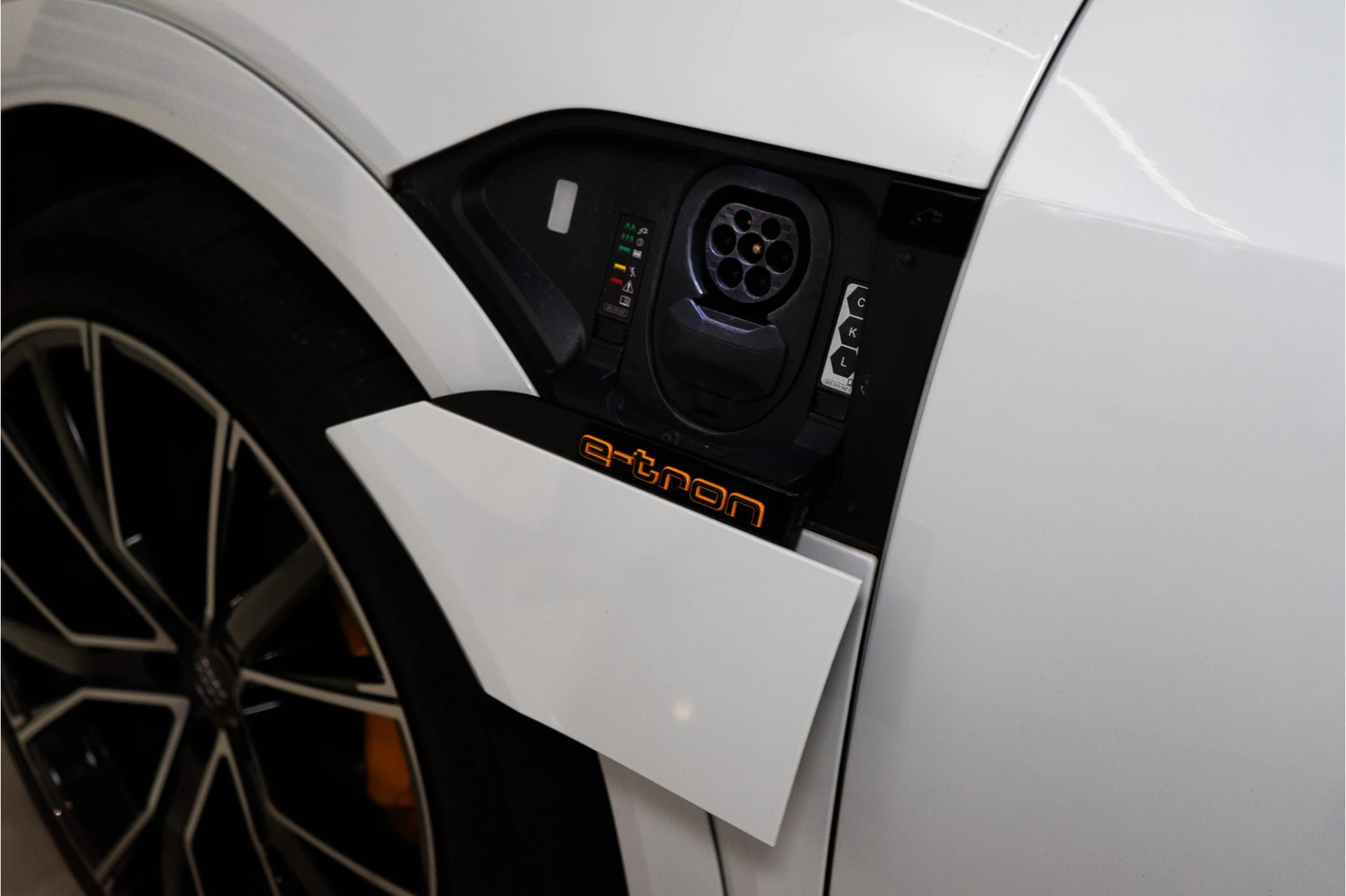 Hoofdafbeelding Audi e-tron