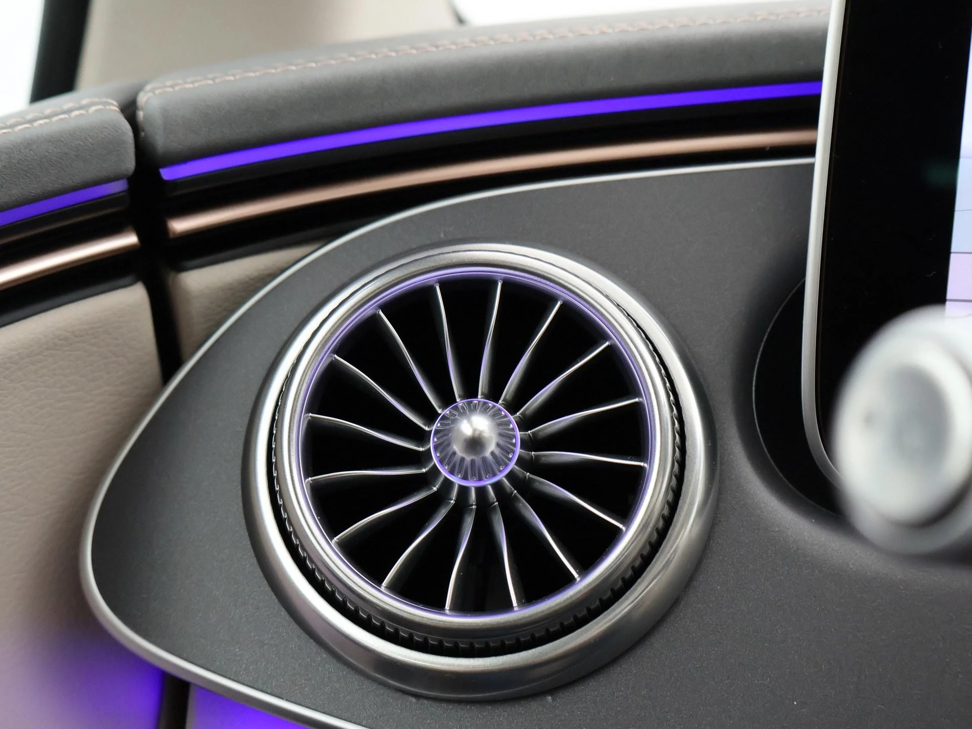 Hoofdafbeelding Mercedes-Benz EQS