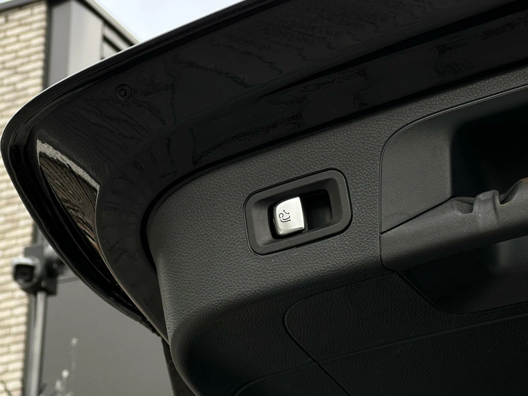 Hoofdafbeelding Mercedes-Benz EQC