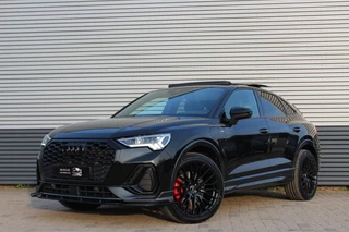 Hoofdafbeelding Audi Q3 Audi Q3 Sportback 45 TFSIe | 3x S-Line | Panoramadak | SONOS | Sfeerverlichting| Lane assist | Adaptive cruise | Black optik |