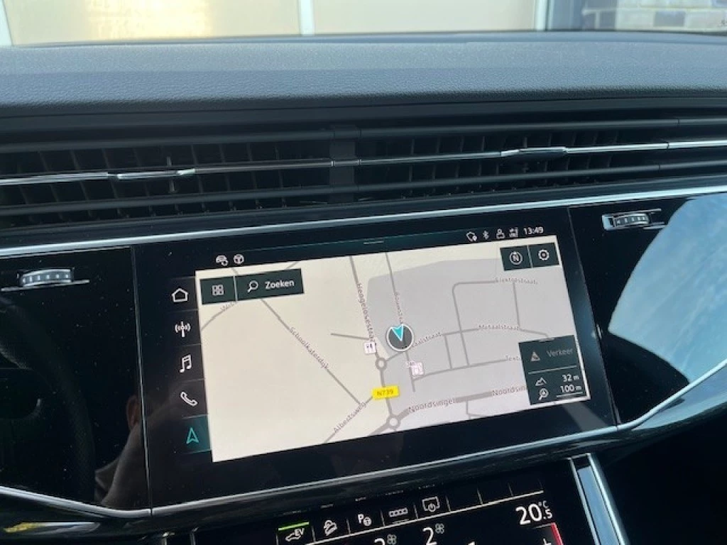 Hoofdafbeelding Audi Q8
