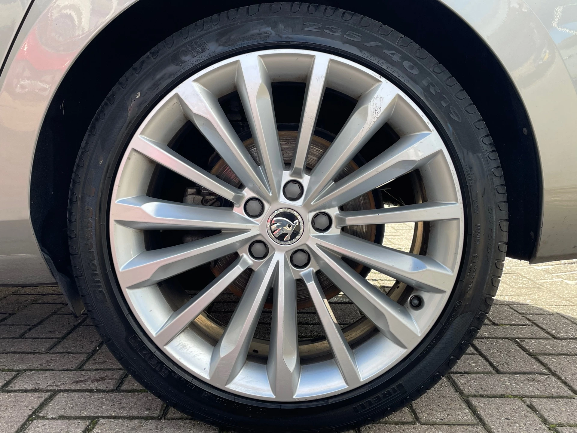 Hoofdafbeelding Škoda Superb