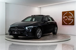 Hoofdafbeelding Mercedes-Benz A-Klasse Mercedes-Benz A-Klasse 250 e AMG 218PK | Pano | Sfeer | LED | Stoelverw. | Keyless | 12 MND Garantie