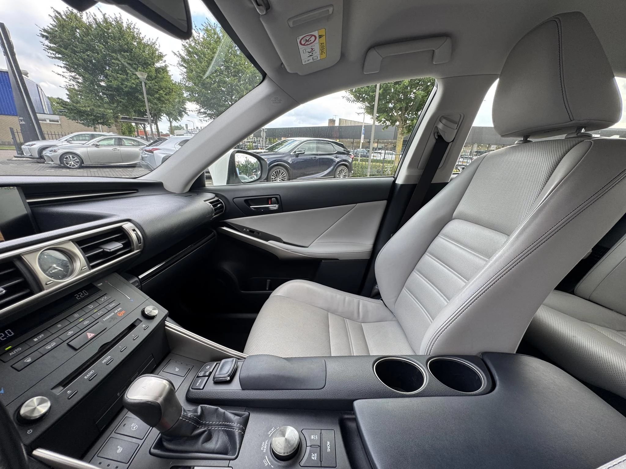Hoofdafbeelding Lexus IS