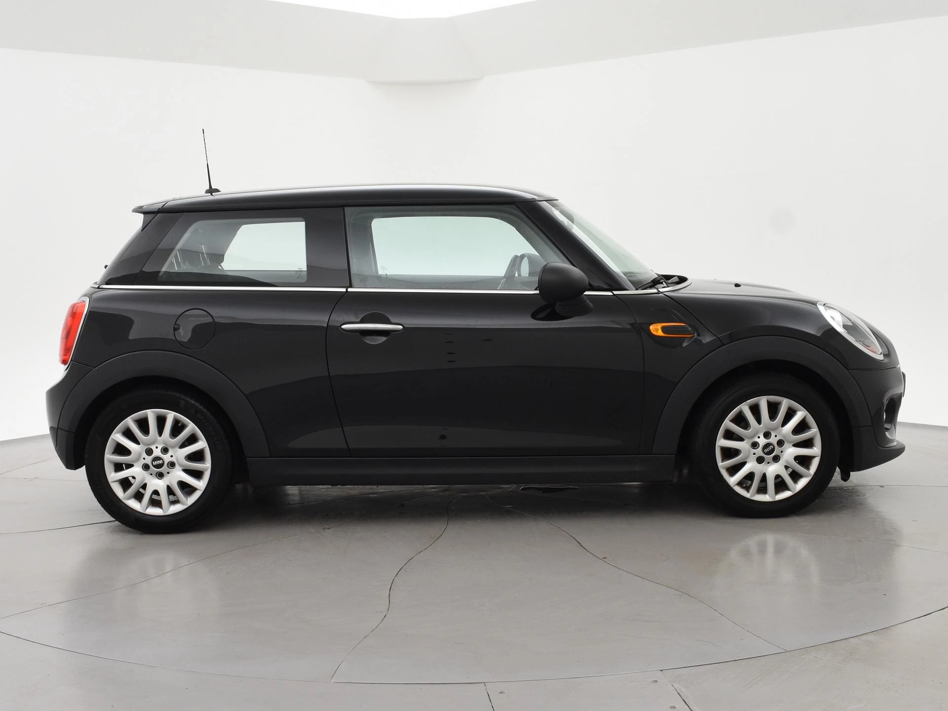 Hoofdafbeelding MINI One