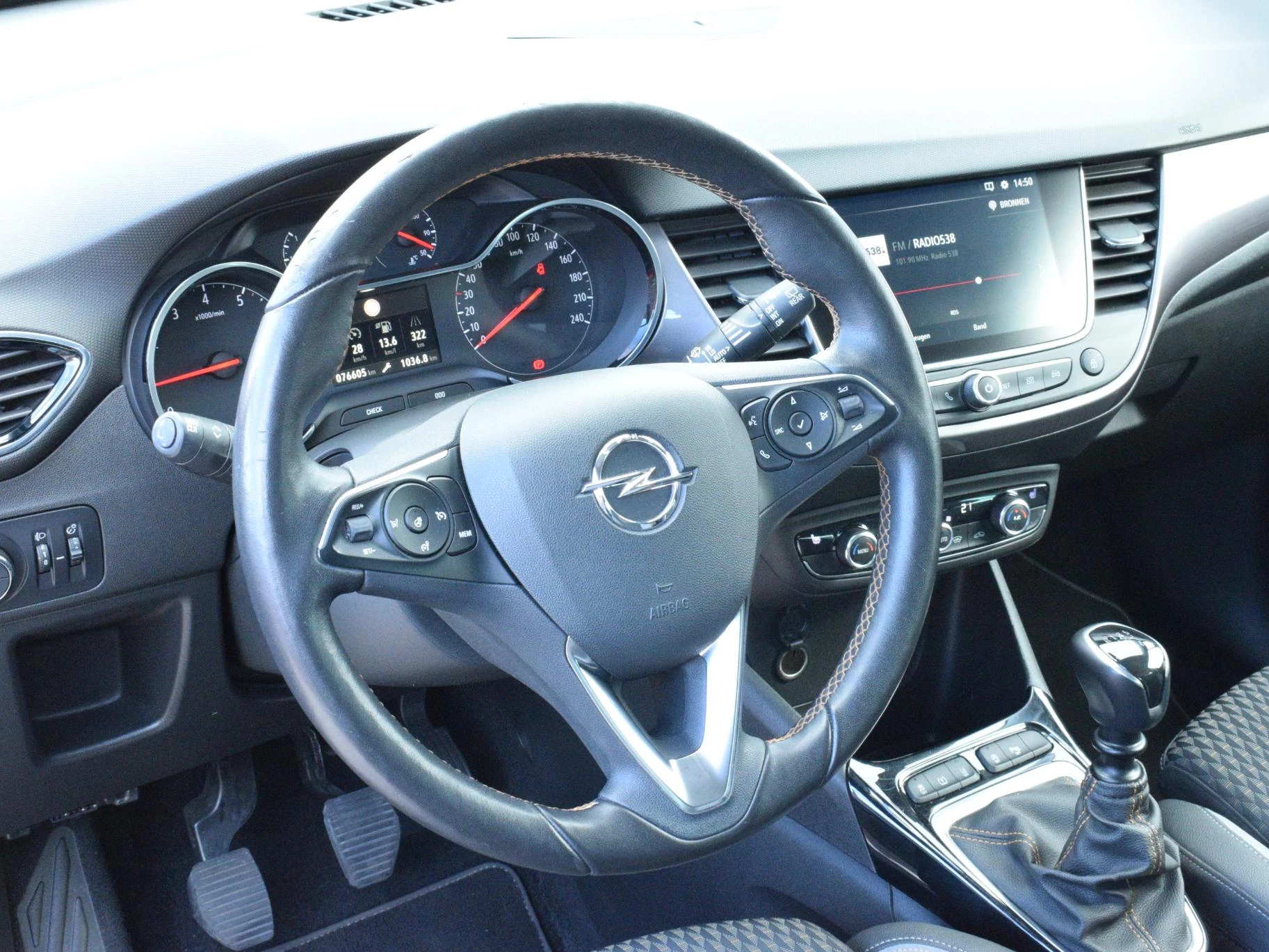 Hoofdafbeelding Opel Crossland X