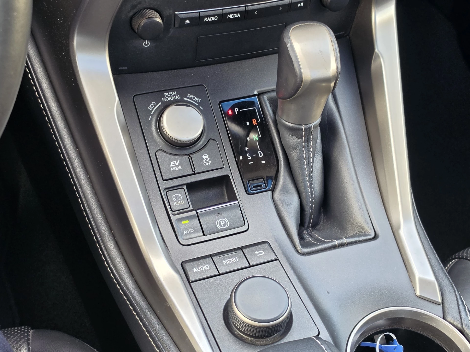 Hoofdafbeelding Lexus NX