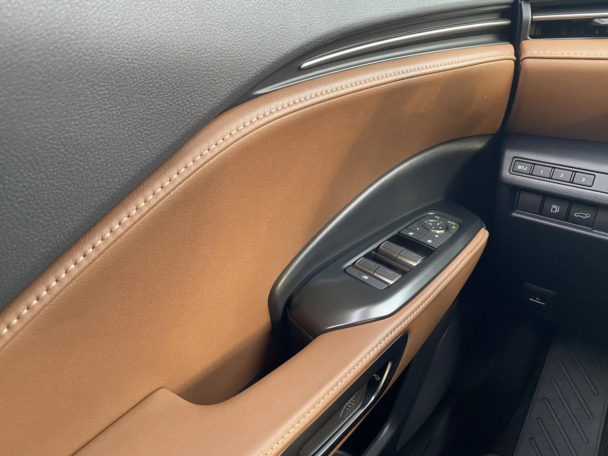 Hoofdafbeelding Lexus LBX