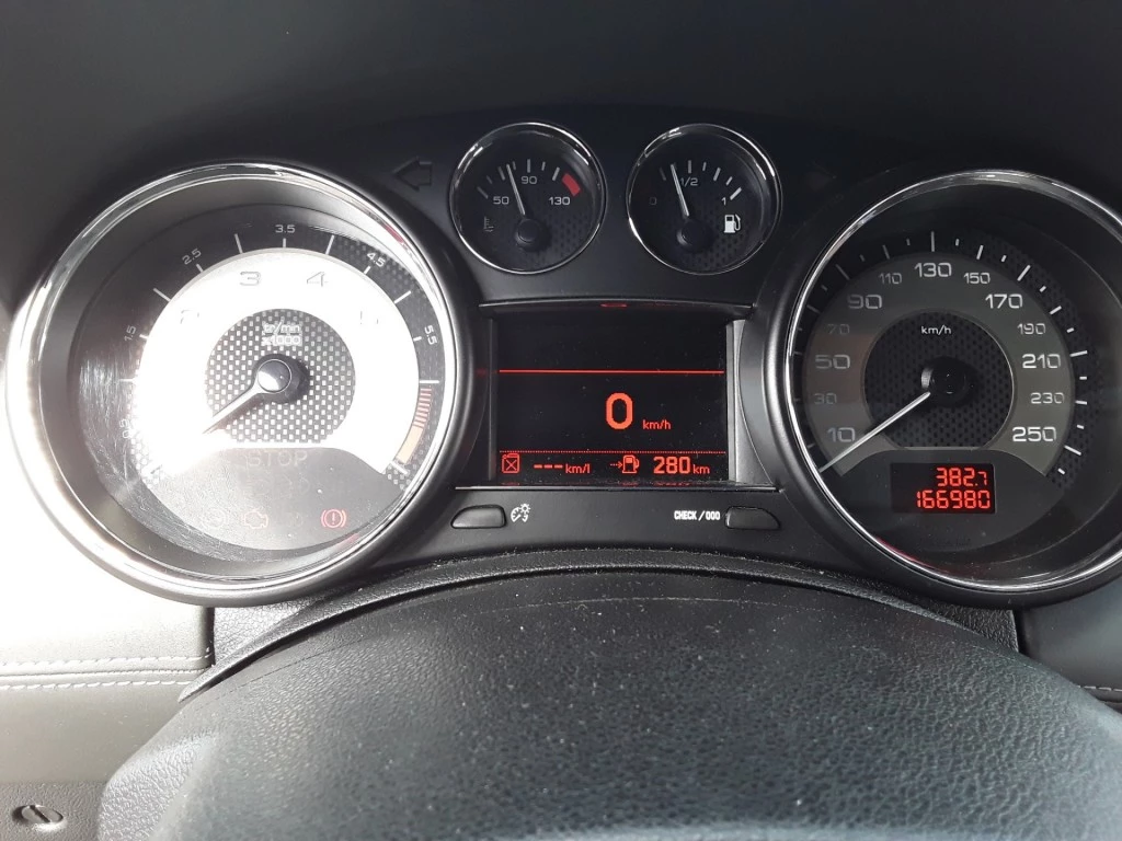 Hoofdafbeelding Peugeot RCZ