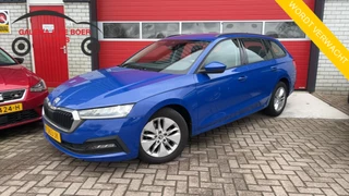 Skoda Octavia Combi 1.0 e-TSI Business Edition AUTOMAAT / TREKHAAK / ACC / FULL LED / NAVI / CARPLAY / CLIMA / PDC / NL-AUTO