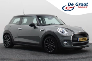 MINI Cooper Mini 1.5 Chili Business Two-Tone, LED, Navigatie, Climate, Cruise, PDC, 17"