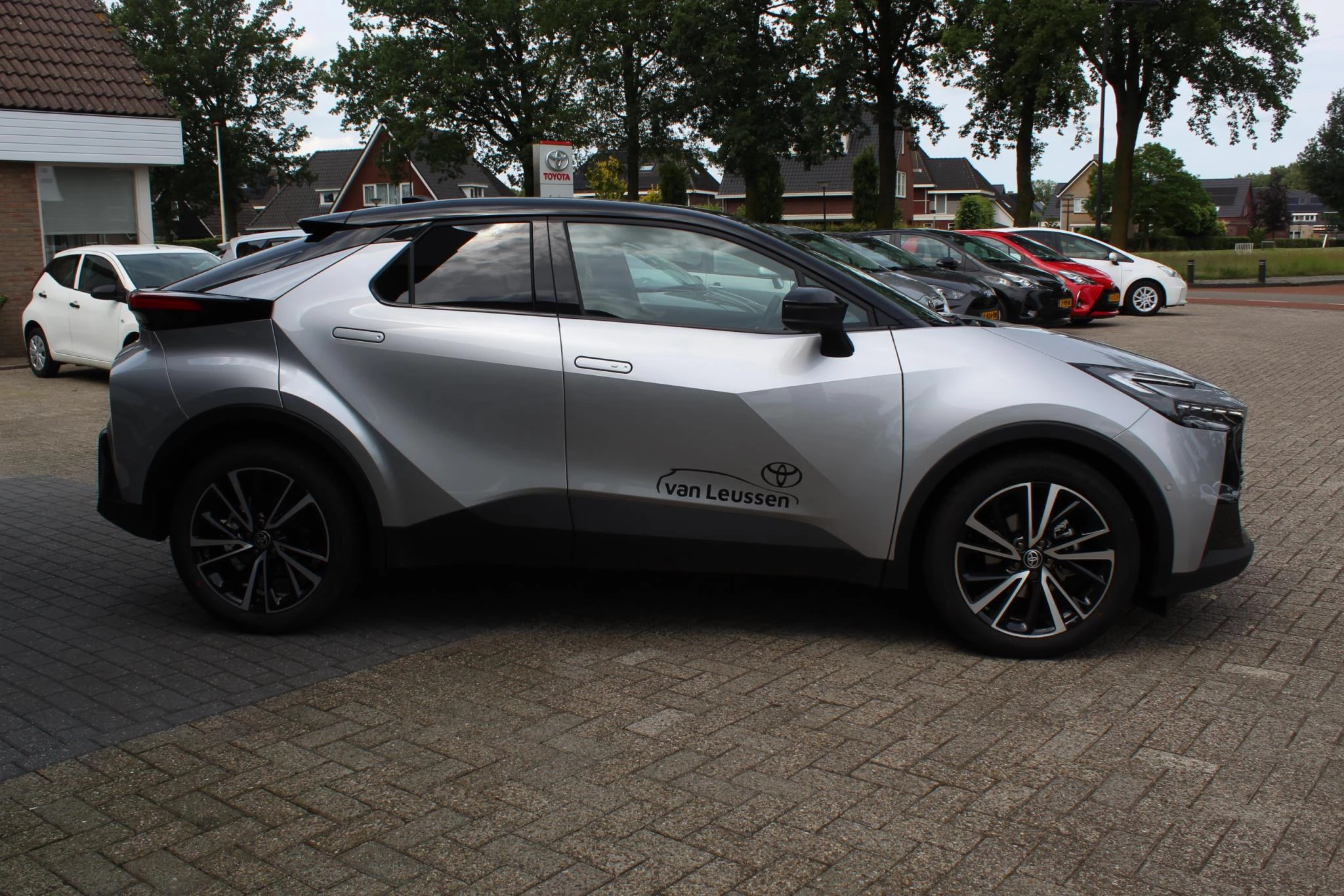 Hoofdafbeelding Toyota C-HR