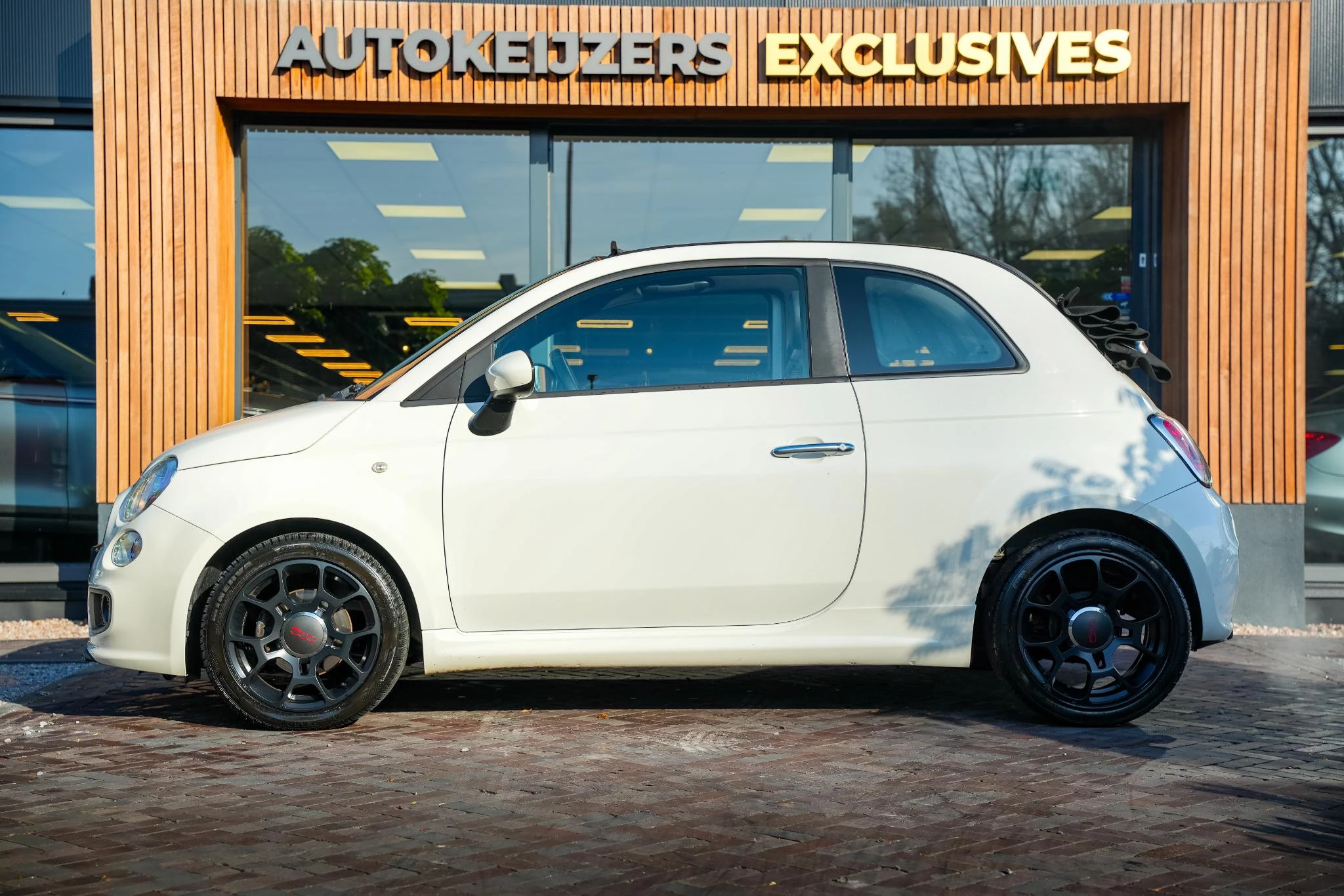 Hoofdafbeelding Fiat 500C