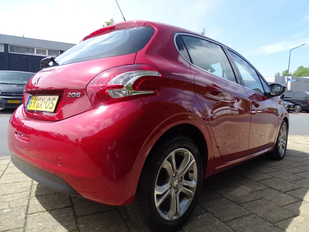 Hoofdafbeelding Peugeot 208