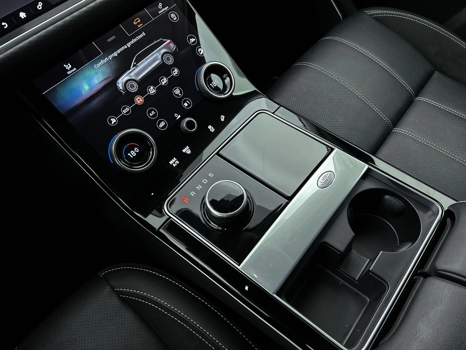 Hoofdafbeelding Land Rover Range Rover Velar