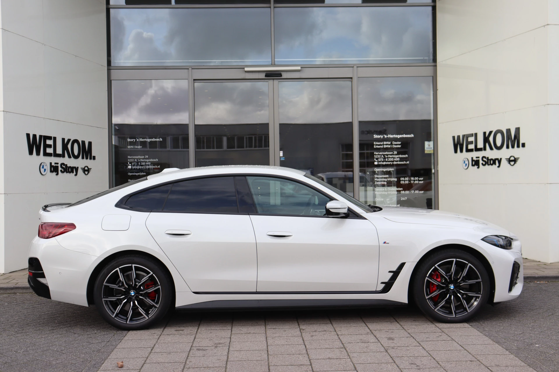 Hoofdafbeelding BMW i4