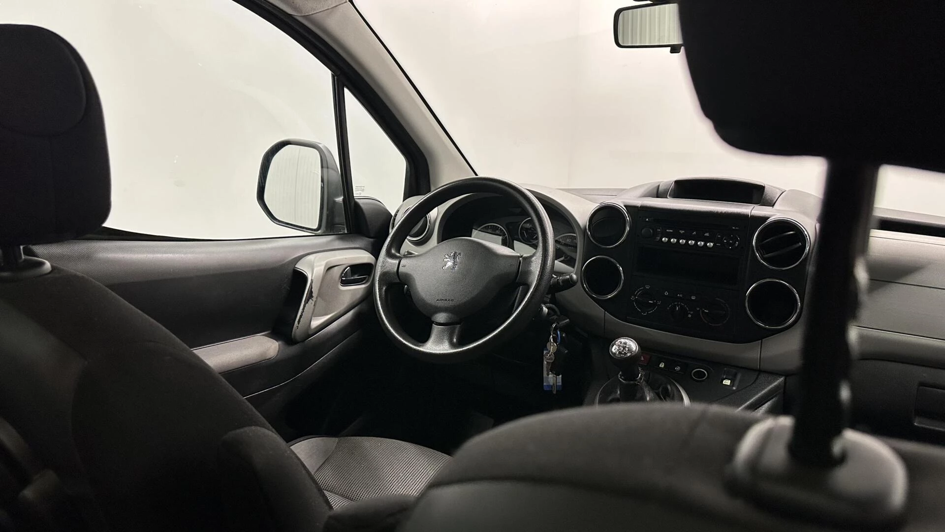 Hoofdafbeelding Peugeot Partner