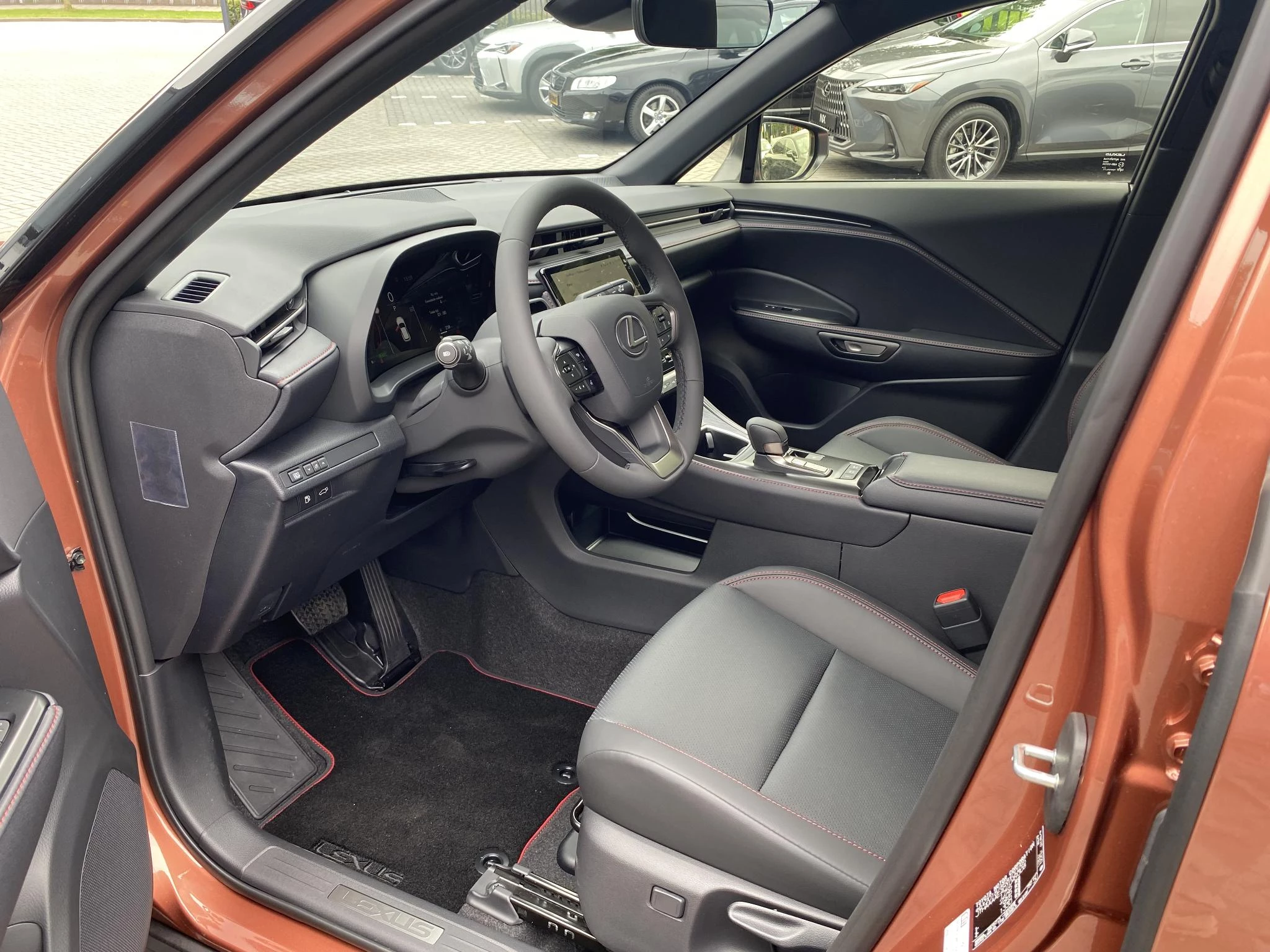 Hoofdafbeelding Lexus LBX