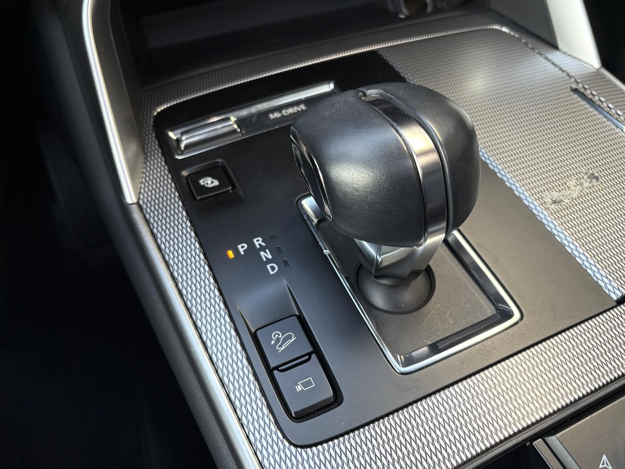 Hoofdafbeelding Mazda CX-60