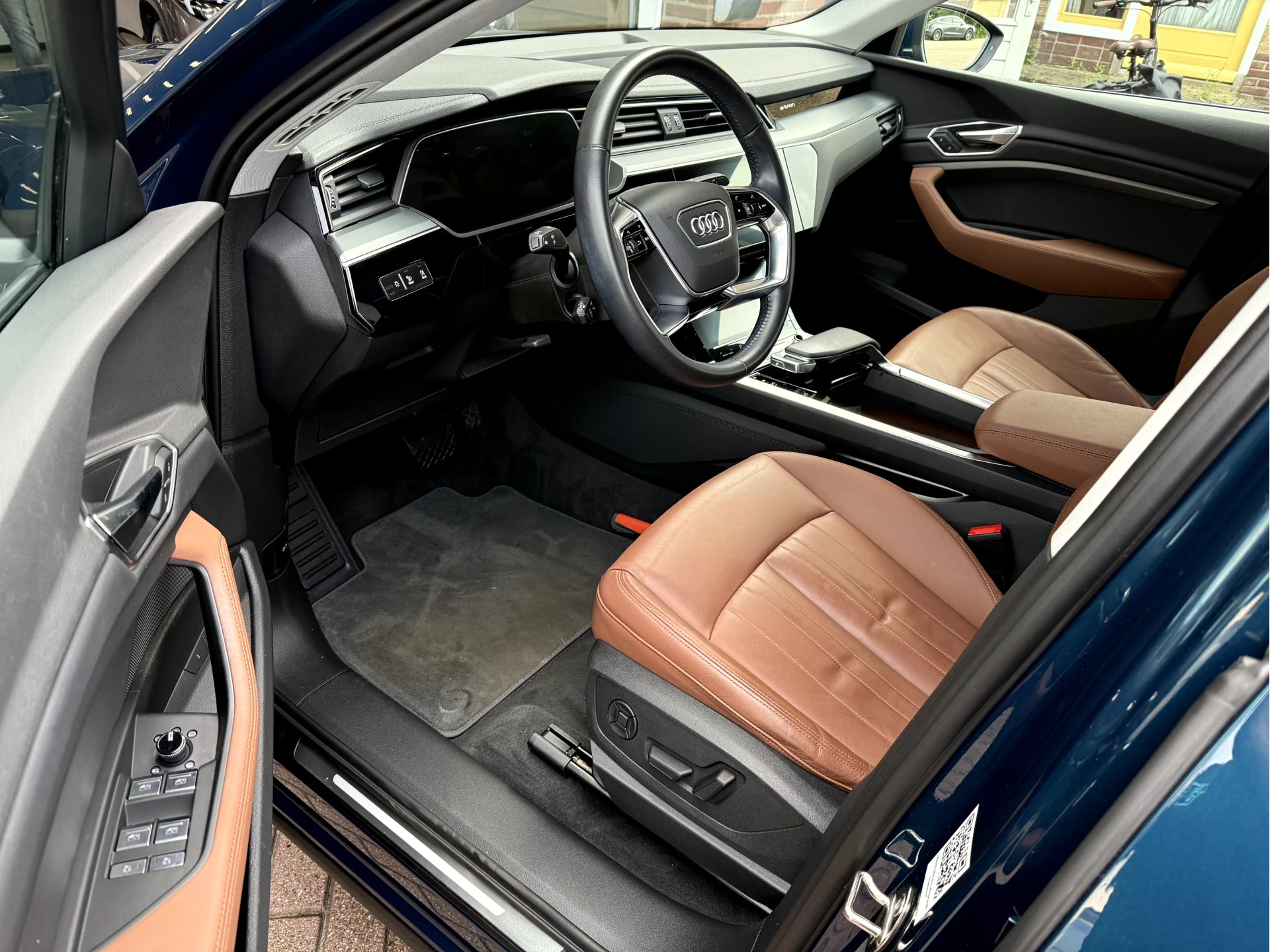 Hoofdafbeelding Audi e-tron
