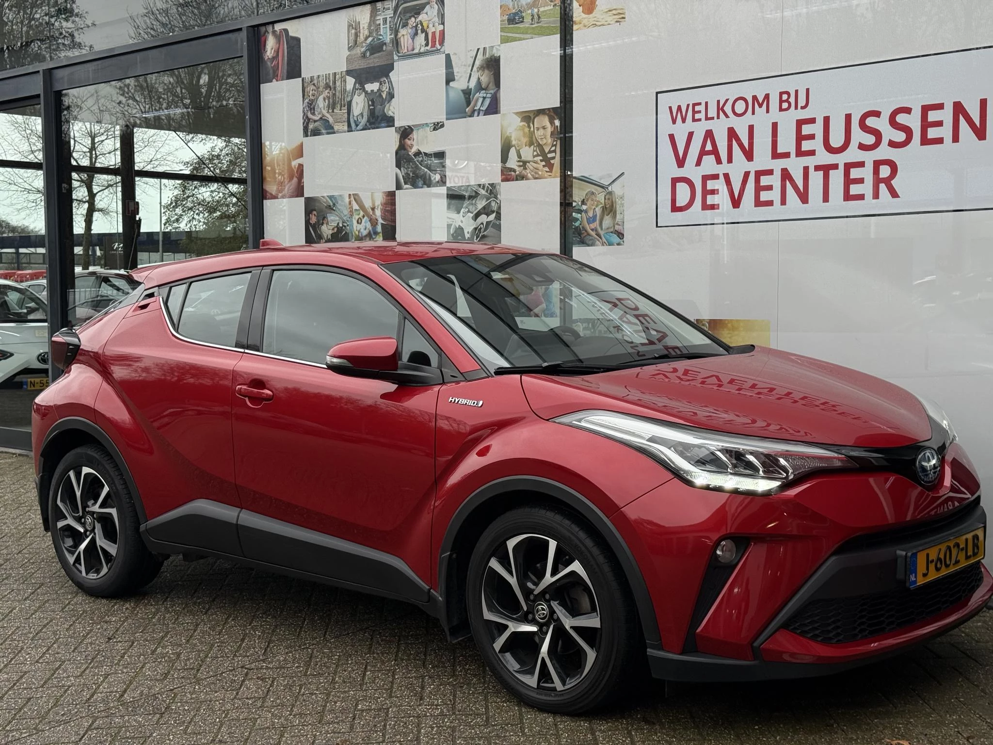 Hoofdafbeelding Toyota C-HR
