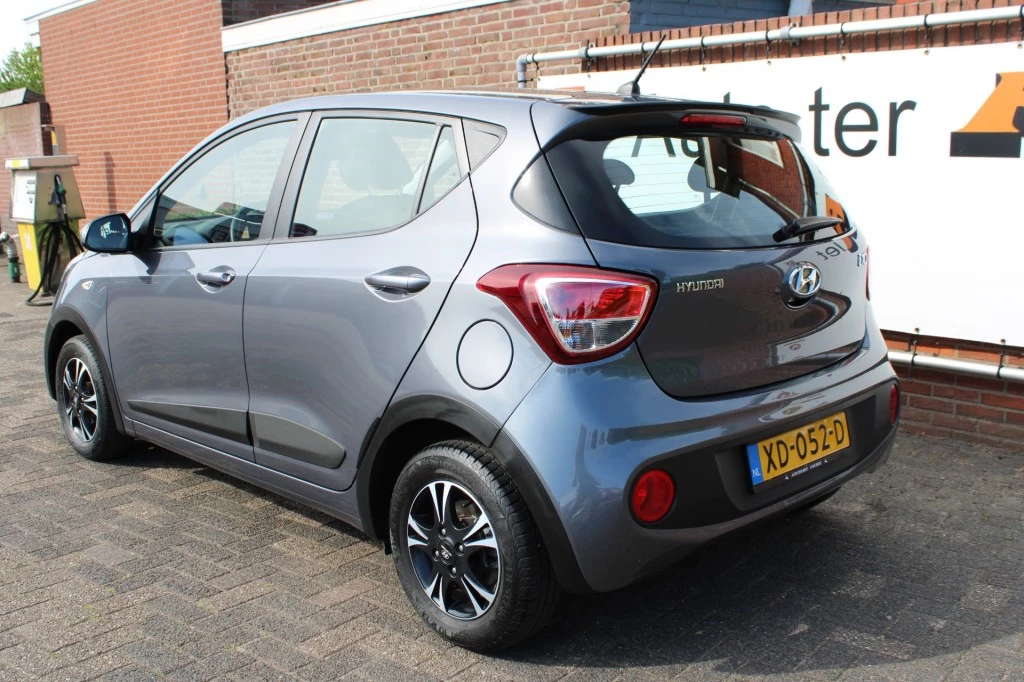 Hoofdafbeelding Hyundai i10