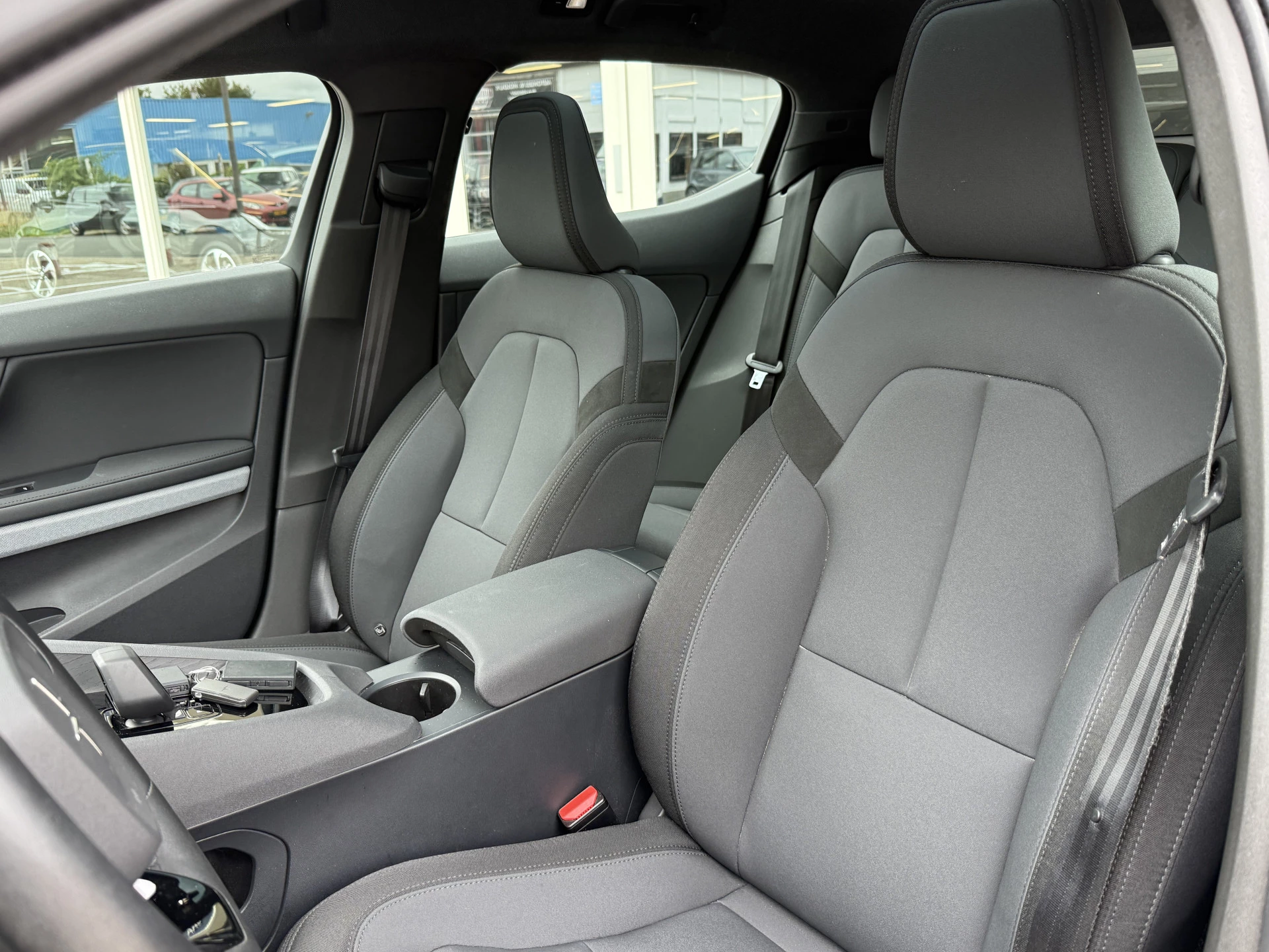 Hoofdafbeelding Polestar 2