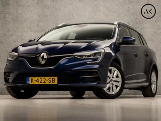 Hoofdafbeelding Renault Mégane Estate Renault Mégane Estate 1.3 TCe Sport (APPLE CARPLAY, VIRTUAL COCKPIT, NAVIGATIE, CLIMATE, CAMERA, TREKHAAK, SPORTSTOELEN, PARKEERSENSOREN, KEYLESS, LED KOPLAMPEN, NIEUWSTAAT)